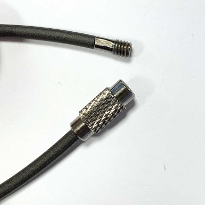 434000140_image_2